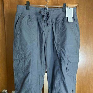 Ladies 1X ~ Calvin Klein Performance ~ Cotton Cargo Capris ~ NWT